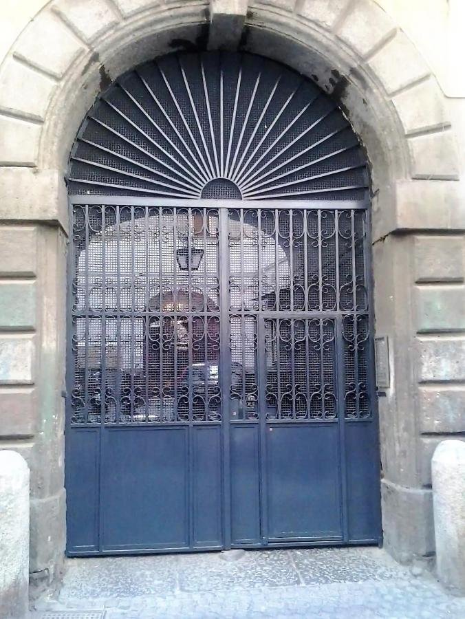 Essenza Di Napoli Acomodação com café da manhã Exterior foto